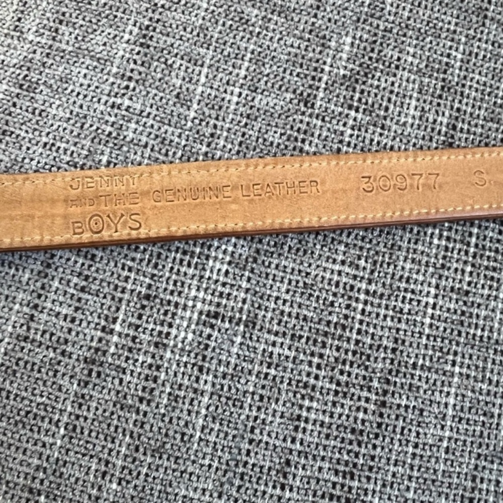Vintage 90s Jenny & The Boys Tan Genuine Leather Brass Buckle Belt Small - Picture 6 of 6